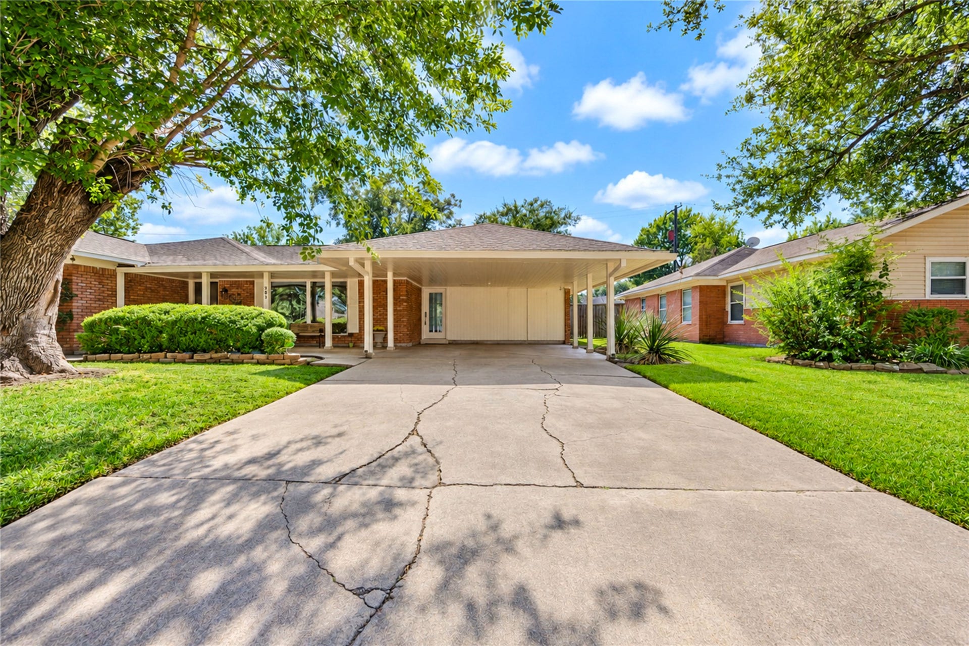 703 Oriole Lane, Pasadena, TX 77502 703 Oriole Lane, Pasadena, TX 77502