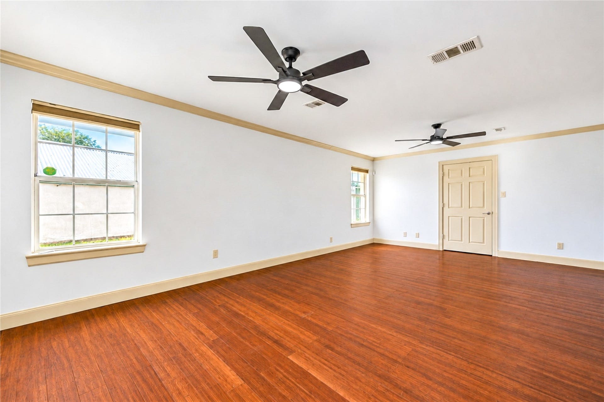 703 Oriole Lane, Pasadena, TX 77502 Primary Bedroom