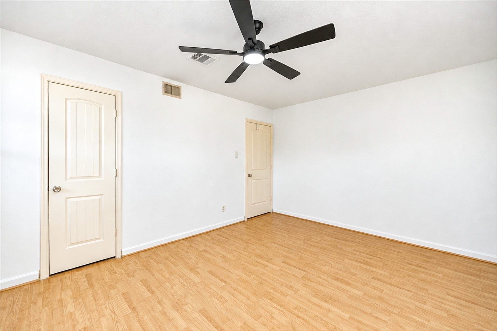 703 Oriole Lane, Pasadena, TX 77502 Bedroom 2