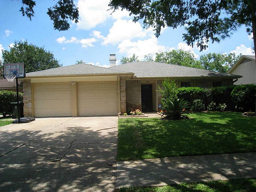 Property photo for 3103 Sam Houston Drive, Sugar Land, TX