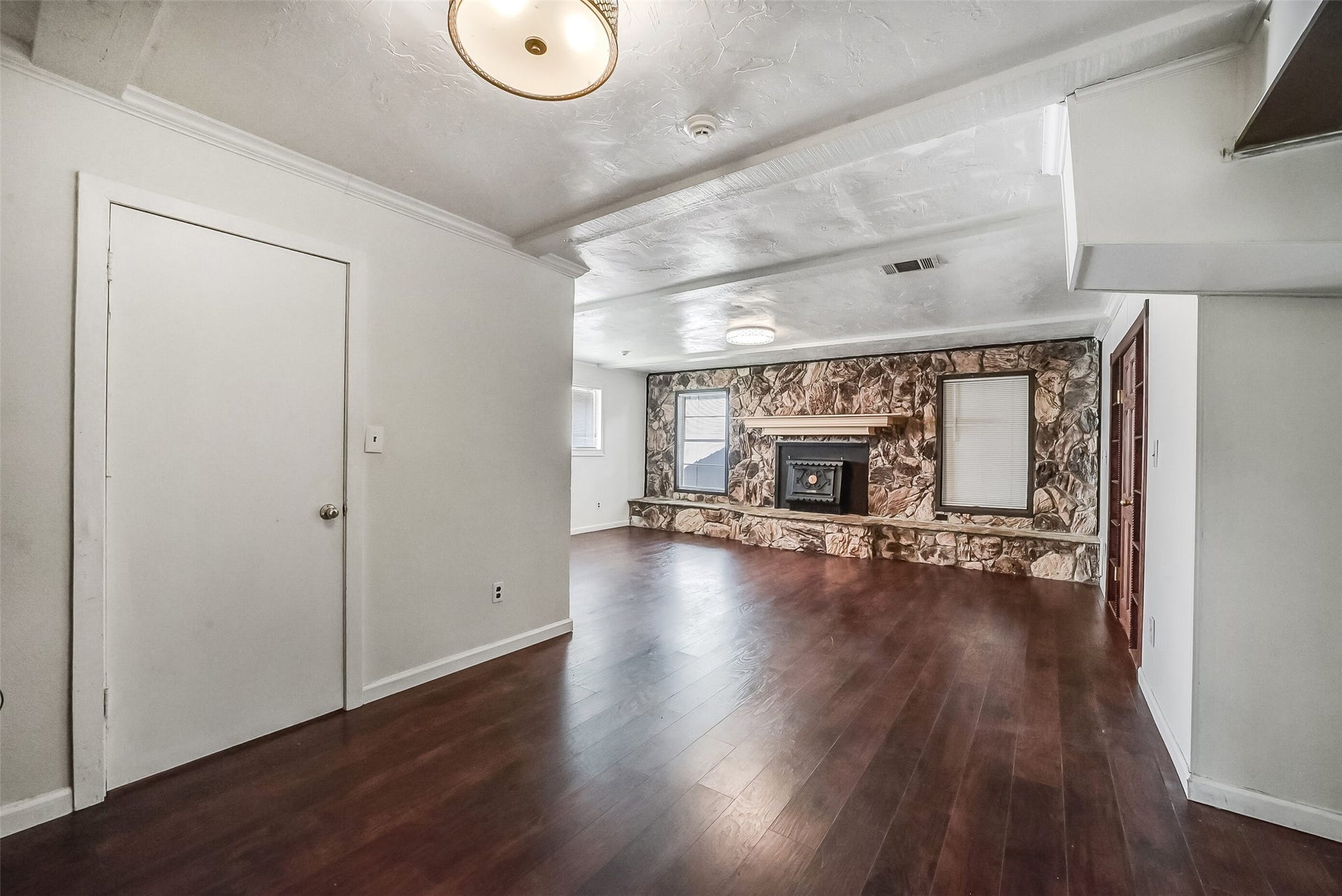 6822 Trail Valley Way, Houston, TX 77086
