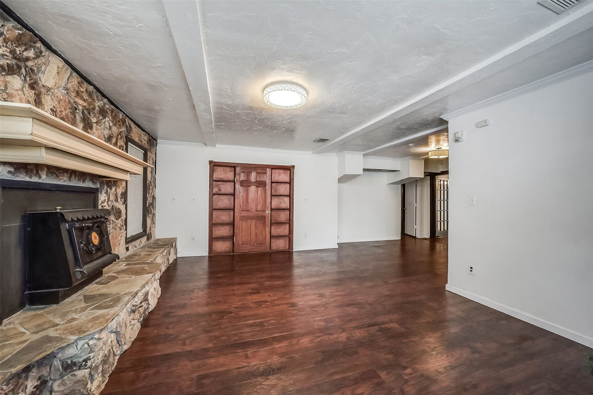 6822 Trail Valley Way, Houston, TX 77086