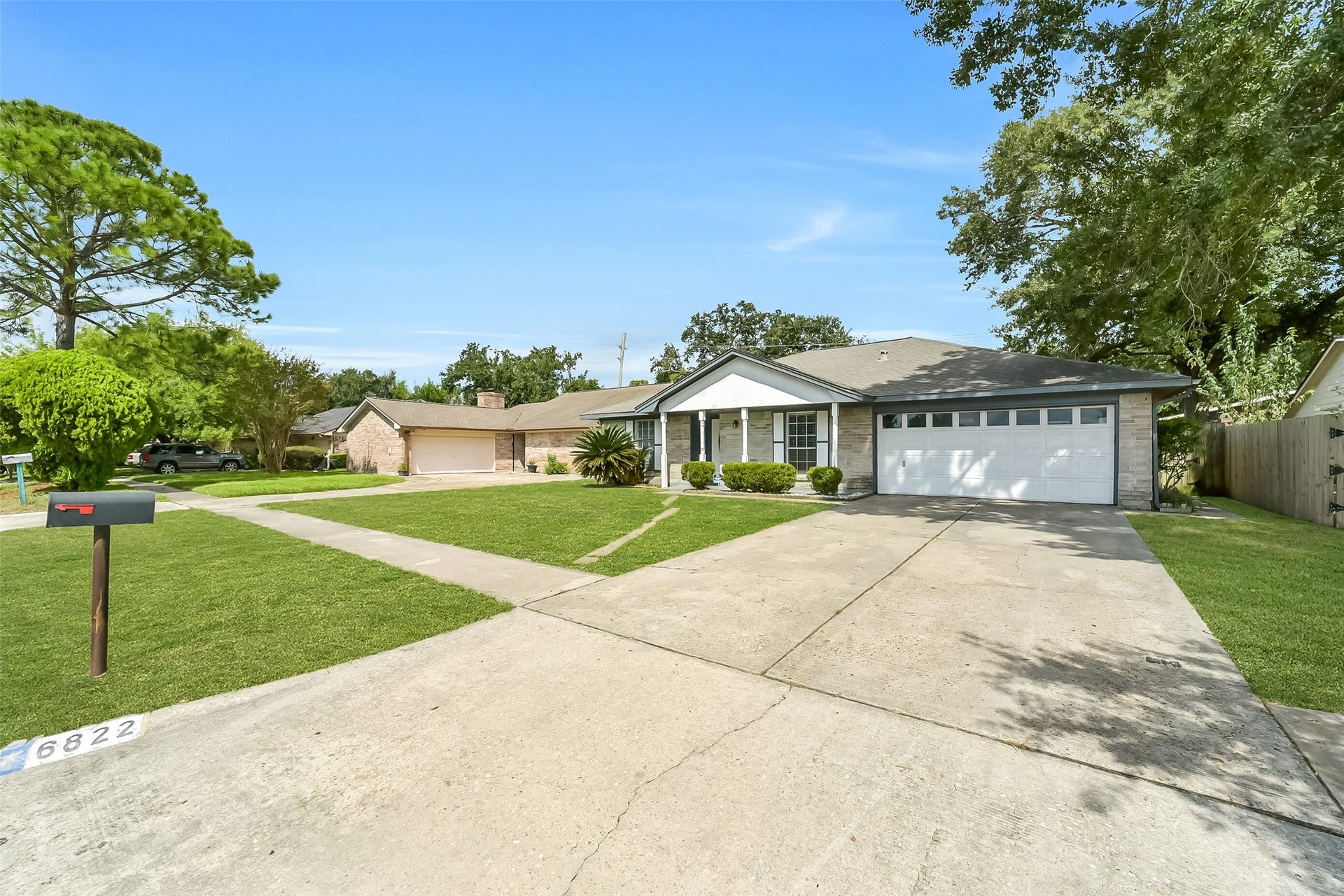 6822 Trail Valley Way, Houston, TX 77086