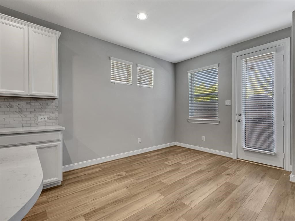 9828 Rugged Oaks Drive, Houston, TX 77080