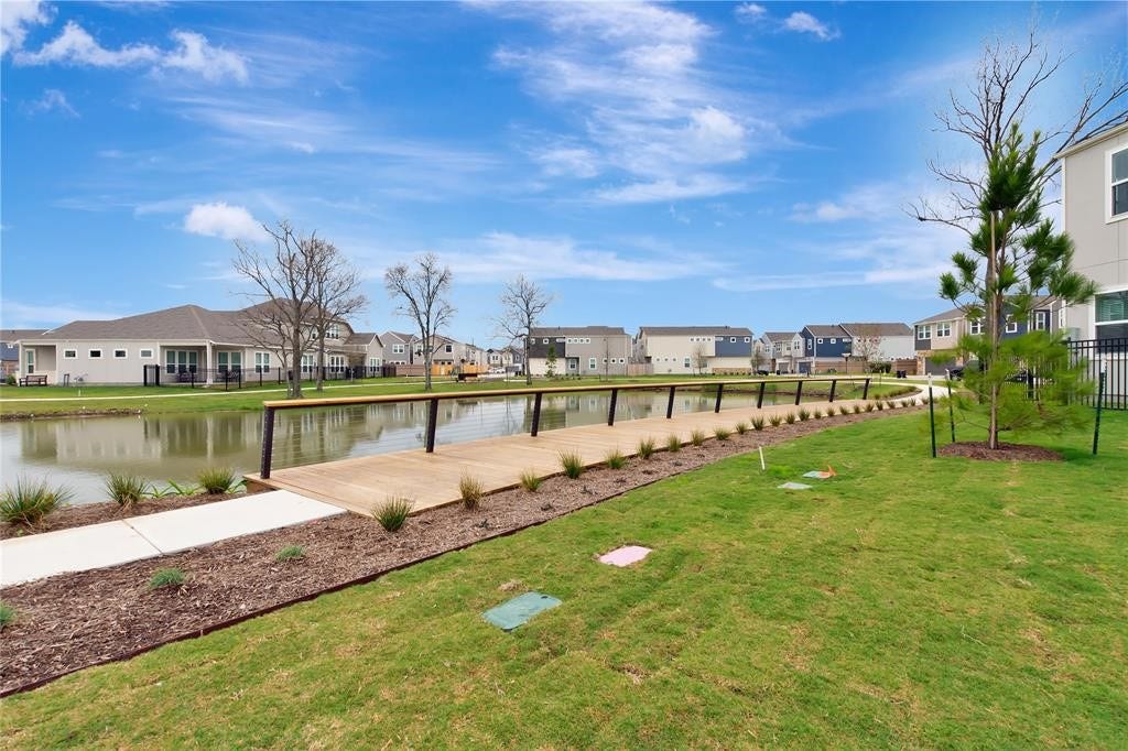 9828 Rugged Oaks Drive, Houston, TX 77080
