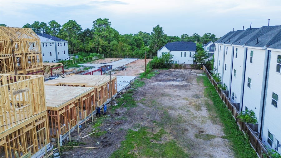 Property photo for 320 Thornton Road, Houston, TX