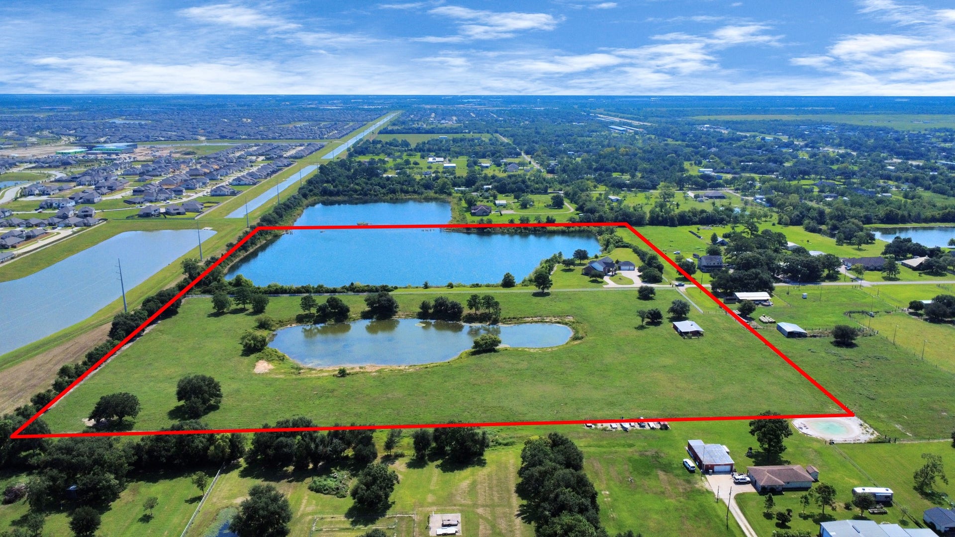 3237-2 Avenue G 1/2, Santa Fe, TX 77510 Both properties. Property line in red is not the exact property boundary line, It is showing what the seller iis currently using including the R.O.W. Buyer to verify property boundary lines.