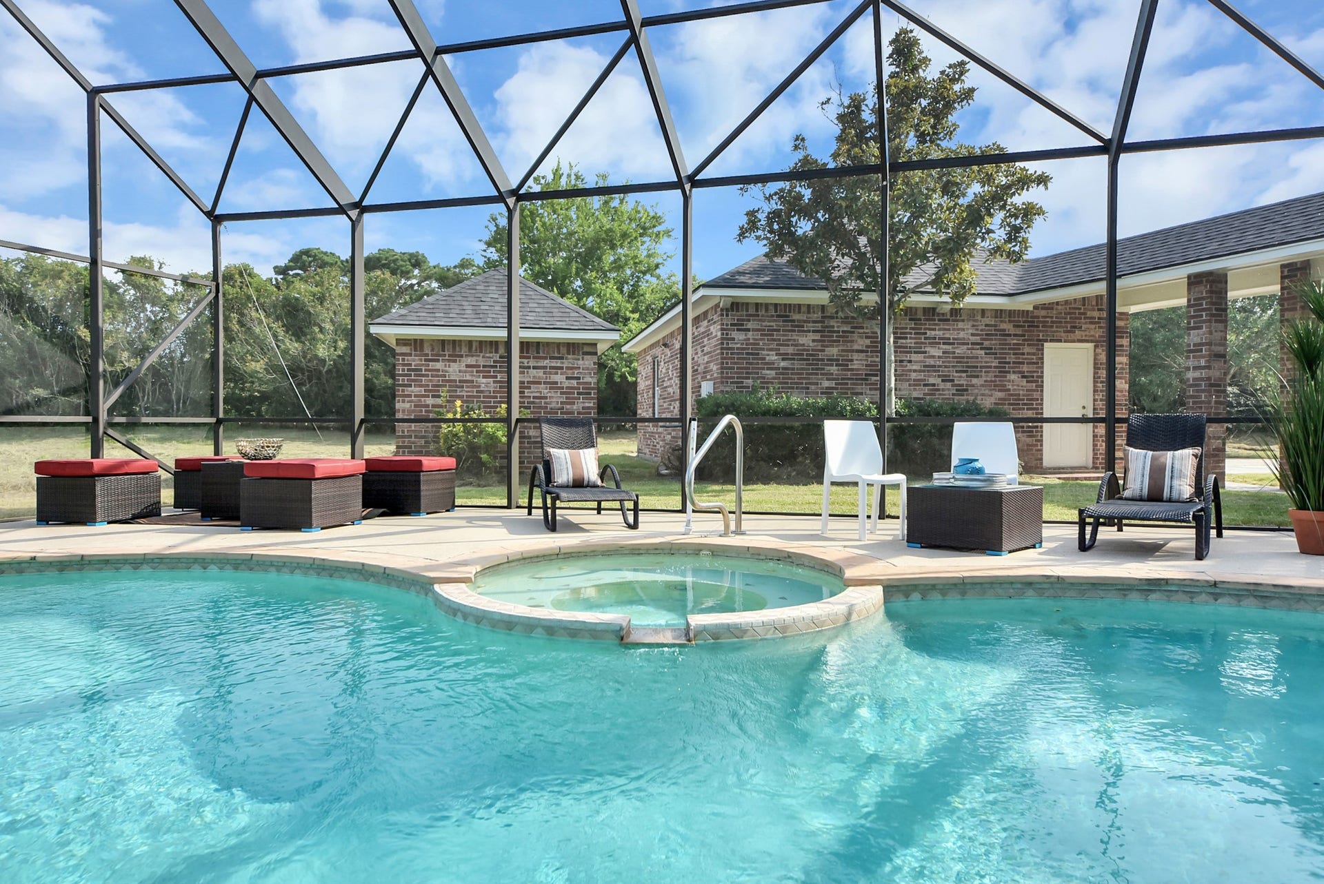 3237-2 Avenue G 1/2, Santa Fe, TX 77510 Property next door also available for sale.