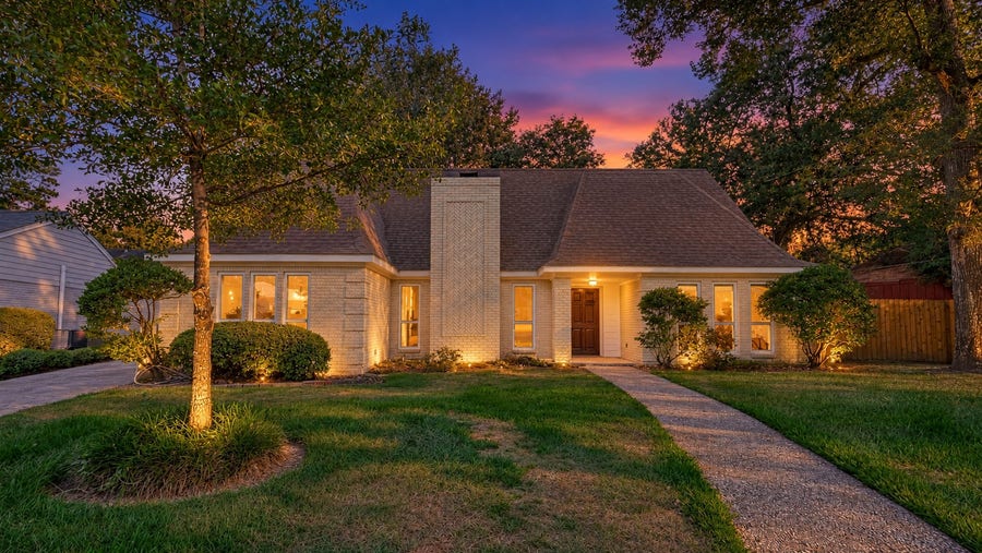 Property photo for 3615 Highfalls Drive, Houston, TX