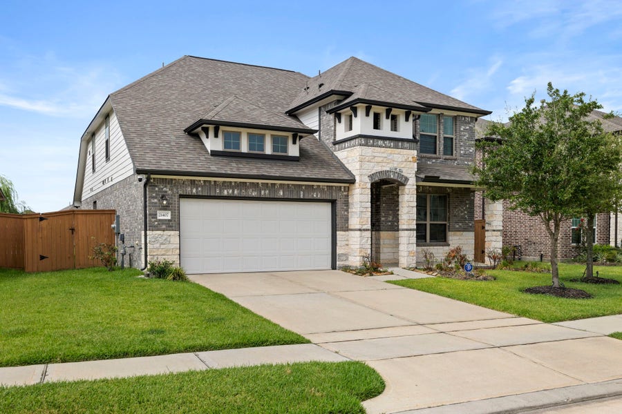 Property photo for 21407 Blue Tuna Drive, Cypress, TX