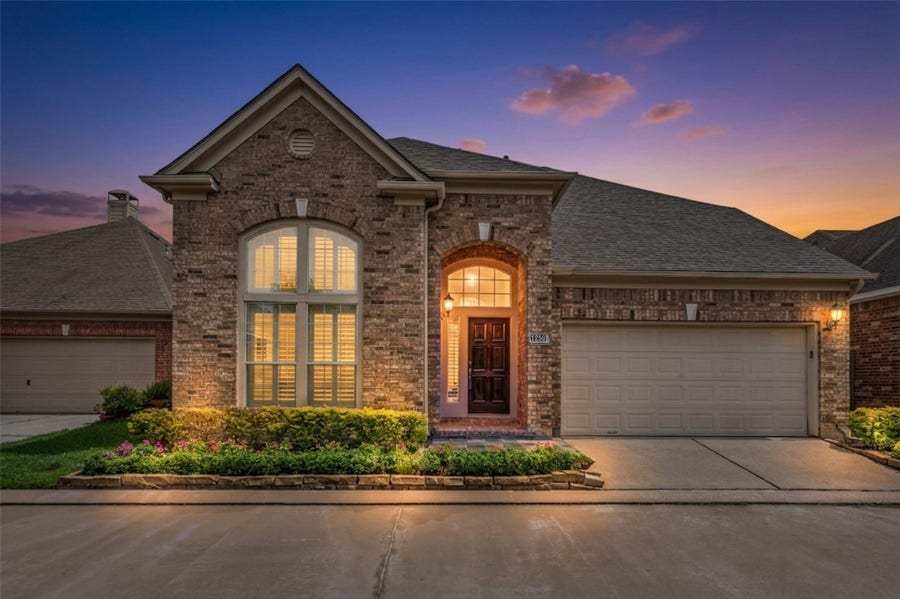 Property photo for 1250 Seamist Drive, Houston, TX