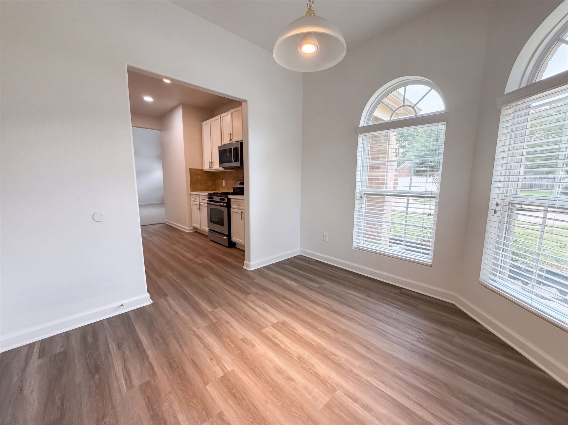 19043 Taverns Crossing Lane, Houston, TX 77084 19043 Taverns Crossing Lane, Houston, TX 77084