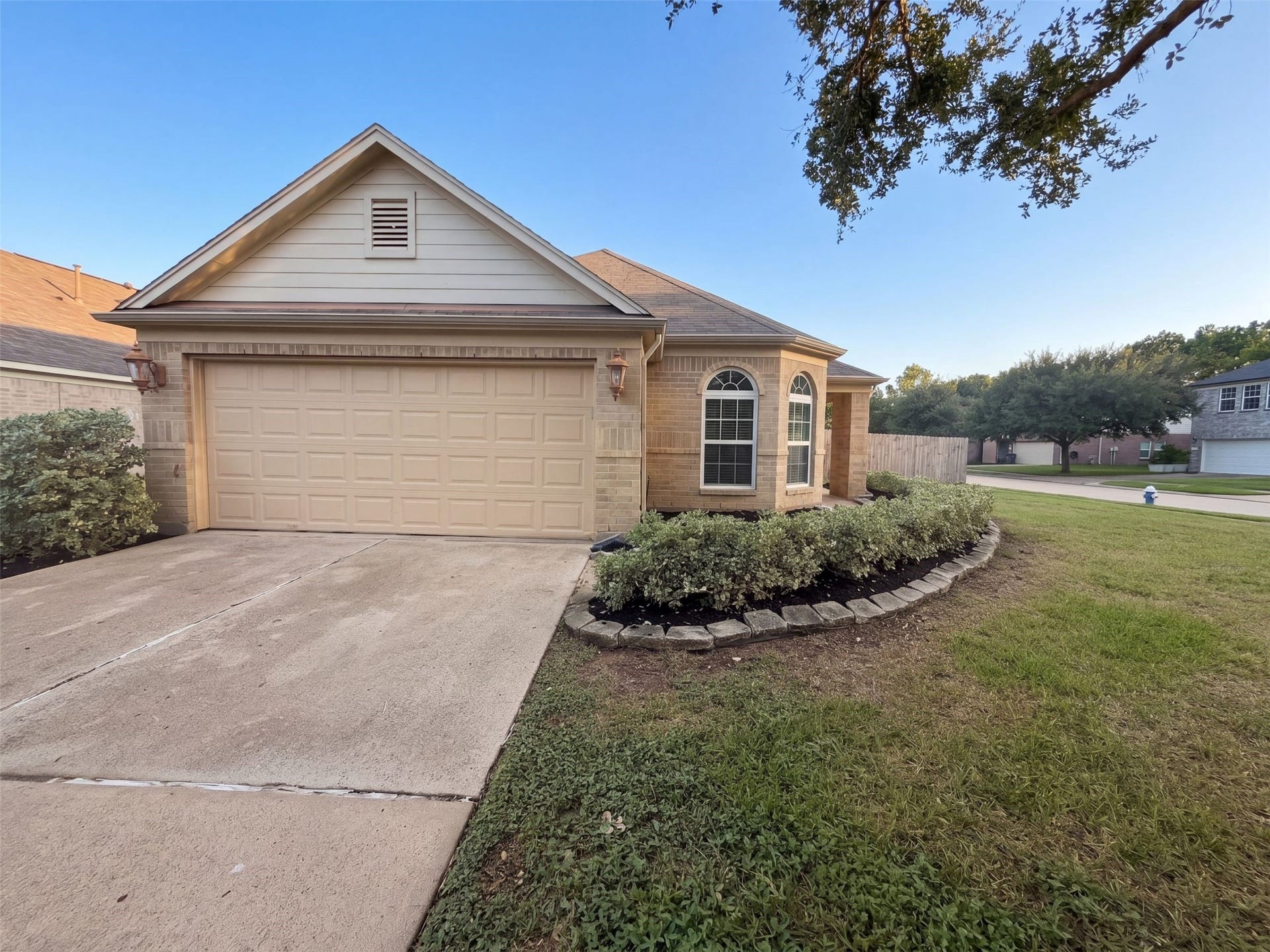 19043 Taverns Crossing Lane, Houston, TX 77084 19043 Taverns Crossing Lane, Houston, TX 77084