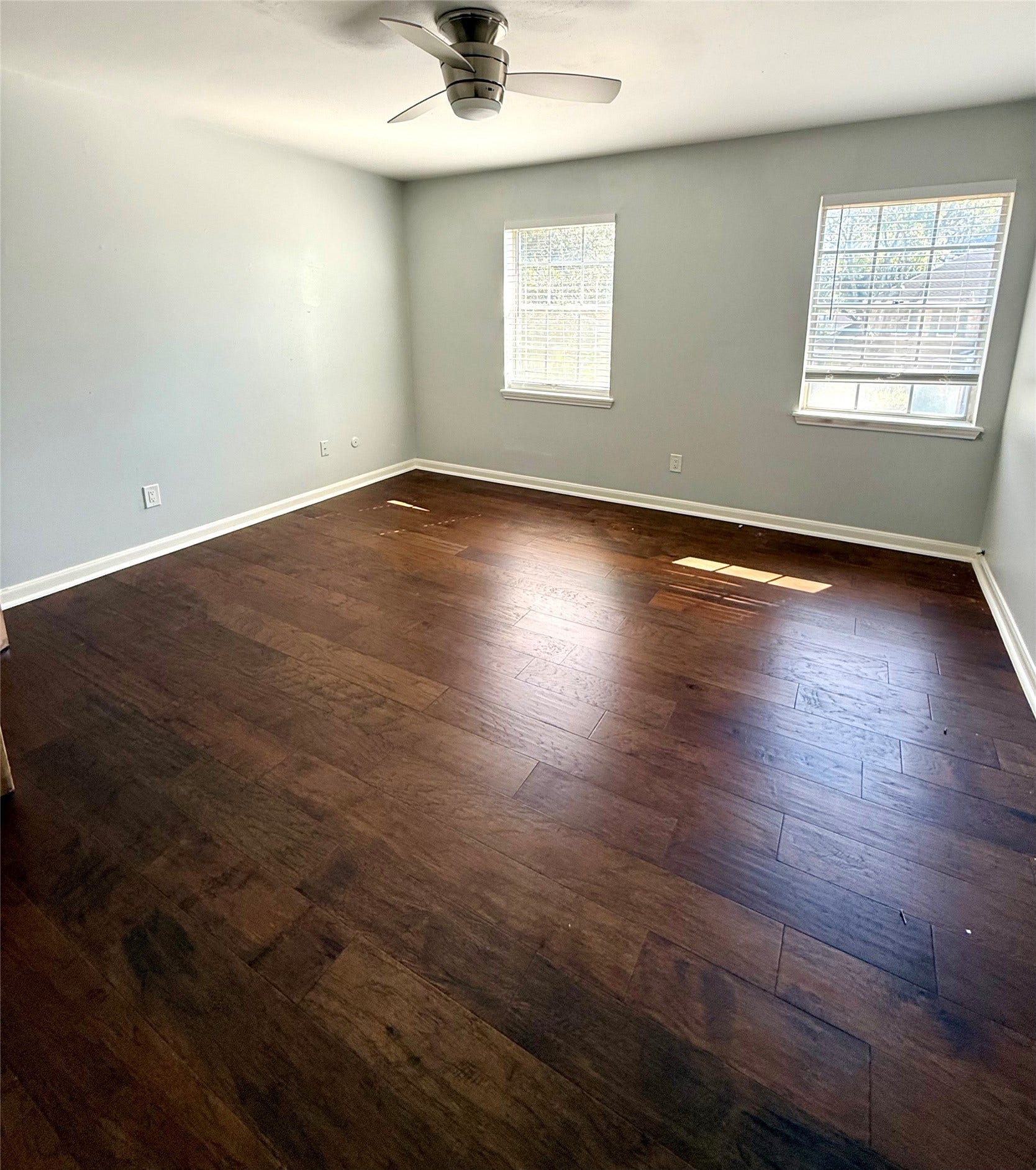10818 Chevy Chase Drive, Houston, TX 77042 10818 Chevy Chase Drive, Houston, TX 77042