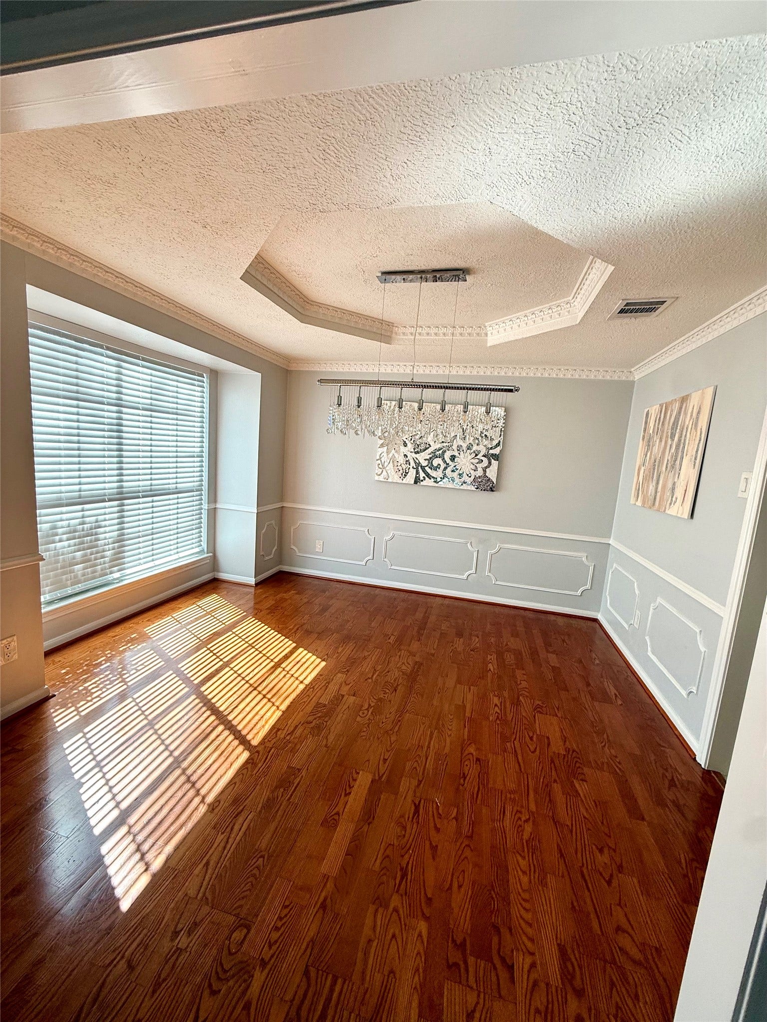 10818 Chevy Chase Drive, Houston, TX 77042 10818 Chevy Chase Drive, Houston, TX 77042