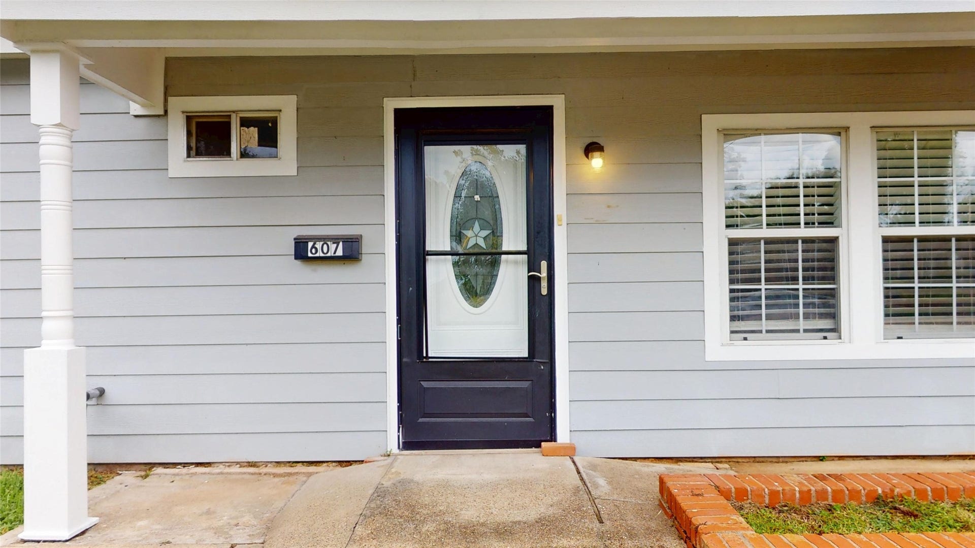 607 W Park Street, Sugar Land, TX 77498