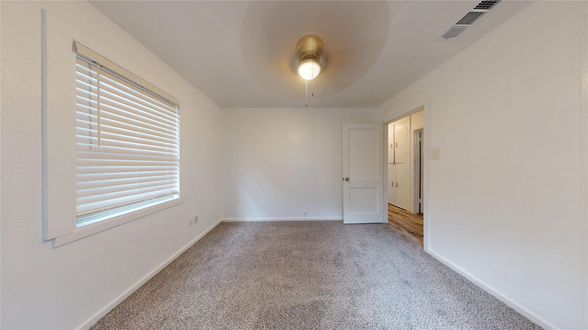 607 W Park Street, Sugar Land, TX 77498
