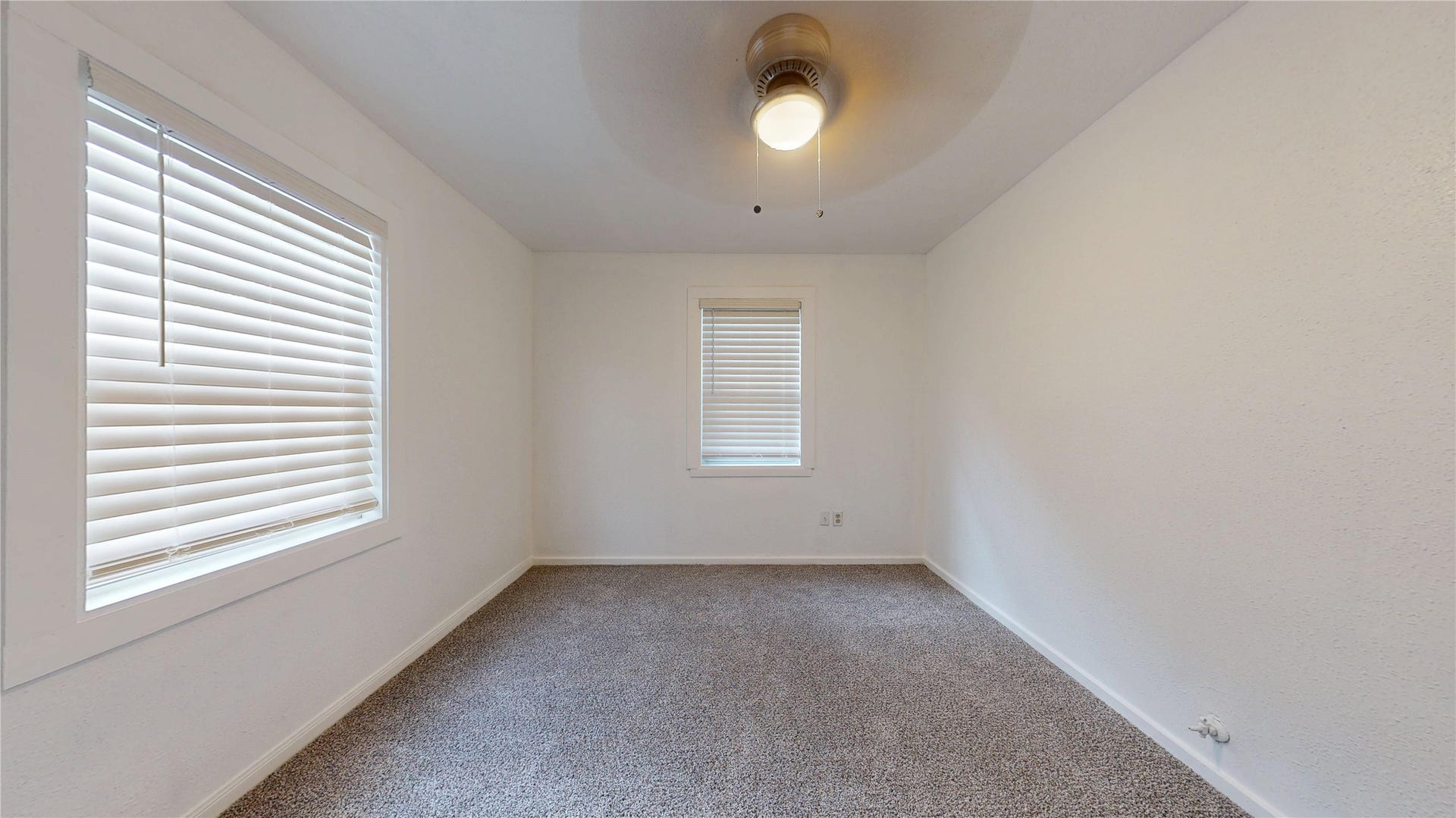 607 W Park Street, Sugar Land, TX 77498