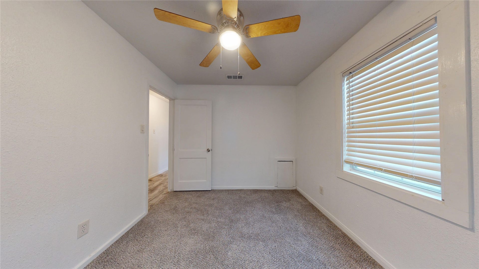607 W Park Street, Sugar Land, TX 77498