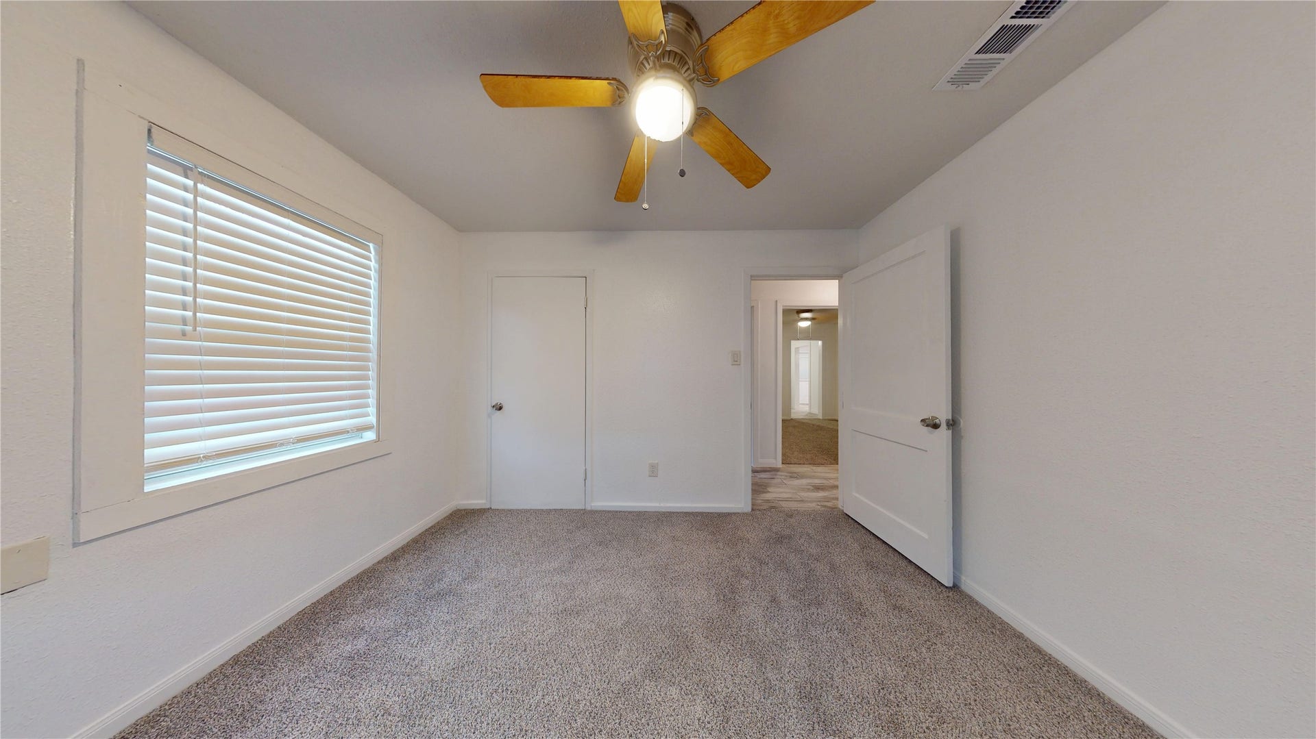 607 W Park Street, Sugar Land, TX 77498