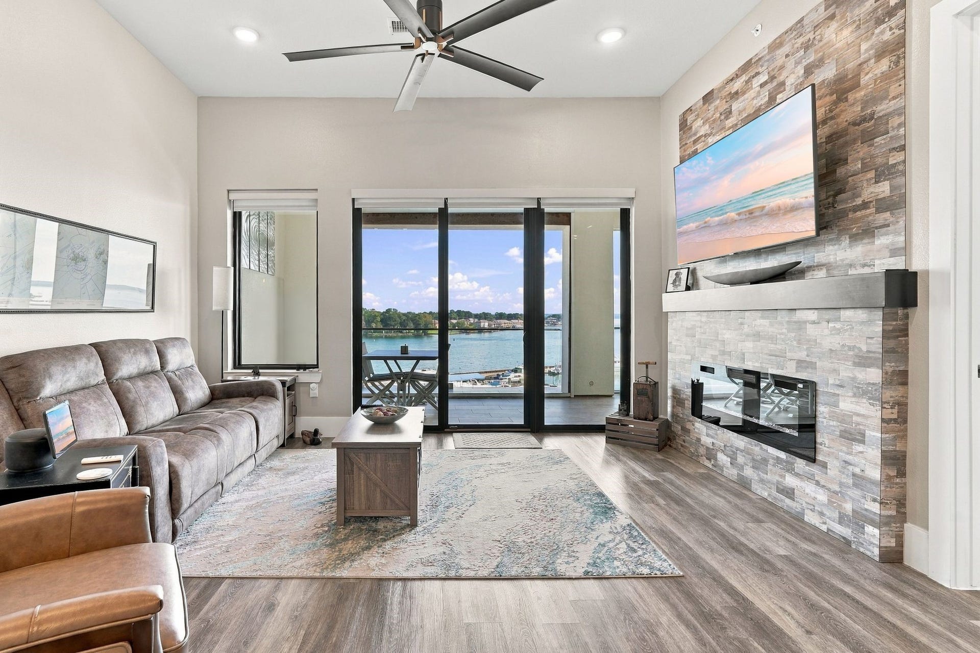 199 Waterpoint Court, #409, Montgomery, TX 77356 199 Waterpoint Court, #409, Montgomery, TX 77356