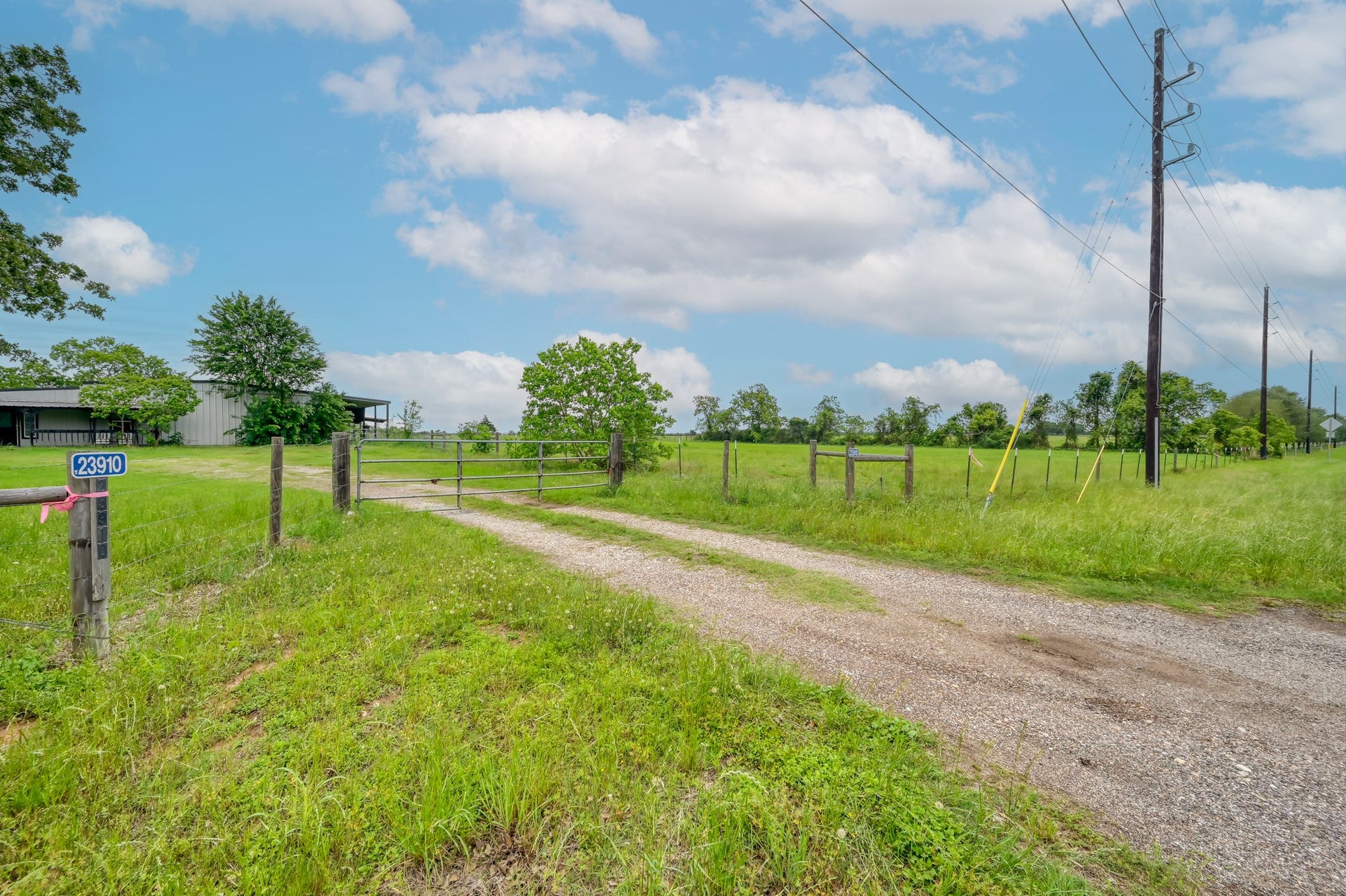 23910 Fm 362 Road, Waller, TX 77484