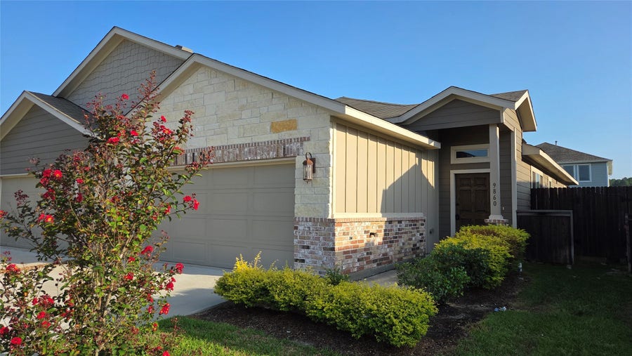 Property photo for 9860 Grosbeak Lane, Magnolia, TX