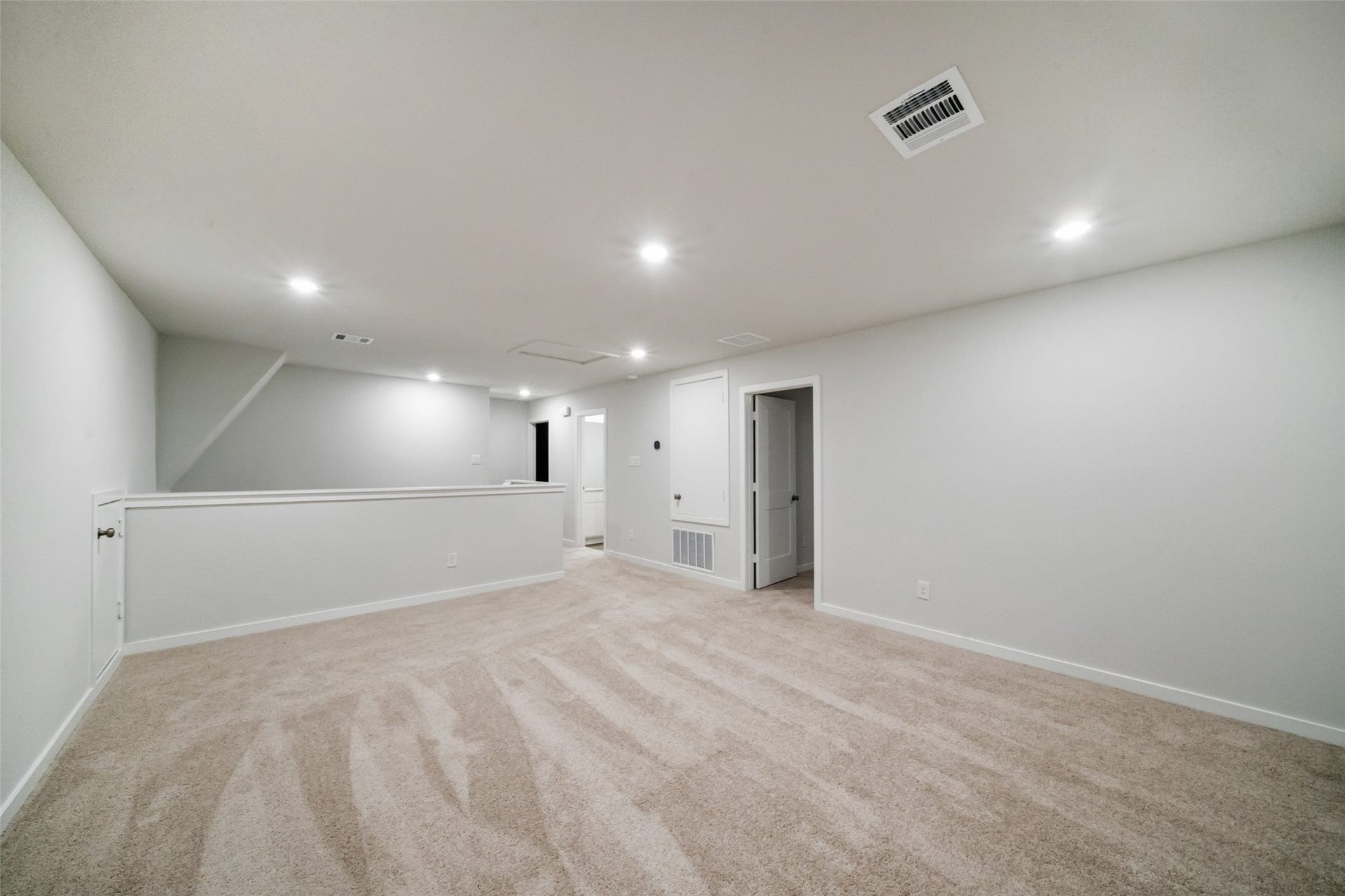 496 Shoreview Drive, Conroe, TX 77303 496 Shoreview Drive, Conroe, TX 77303