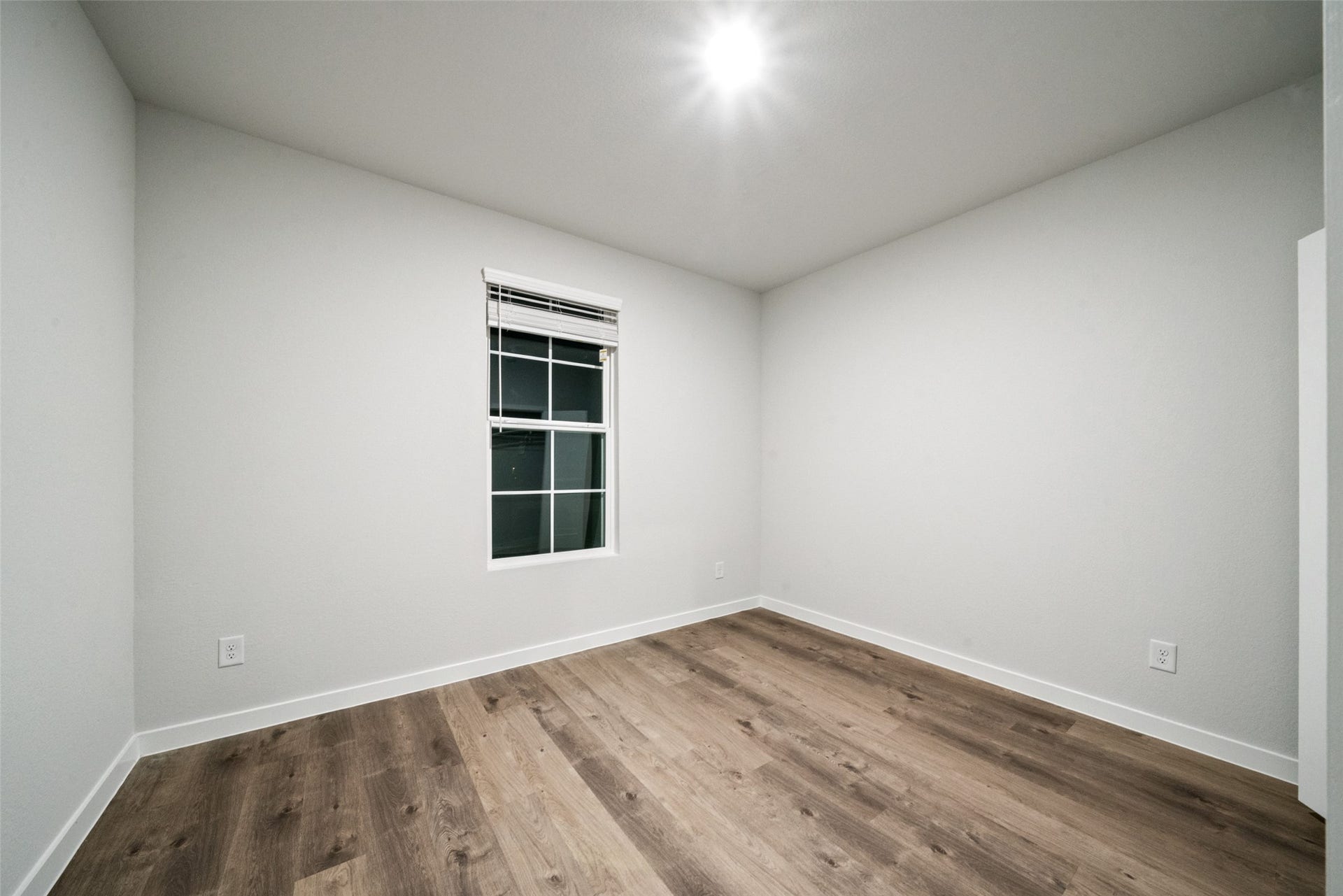 496 Shoreview Drive, Conroe, TX 77303 496 Shoreview Drive, Conroe, TX 77303
