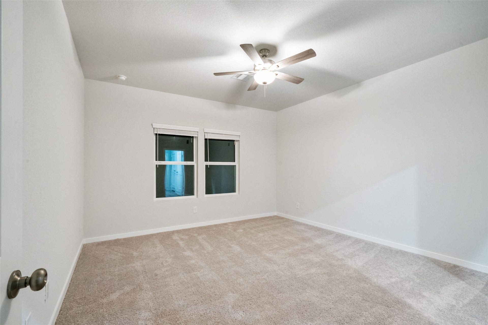496 Shoreview Drive, Conroe, TX 77303 496 Shoreview Drive, Conroe, TX 77303