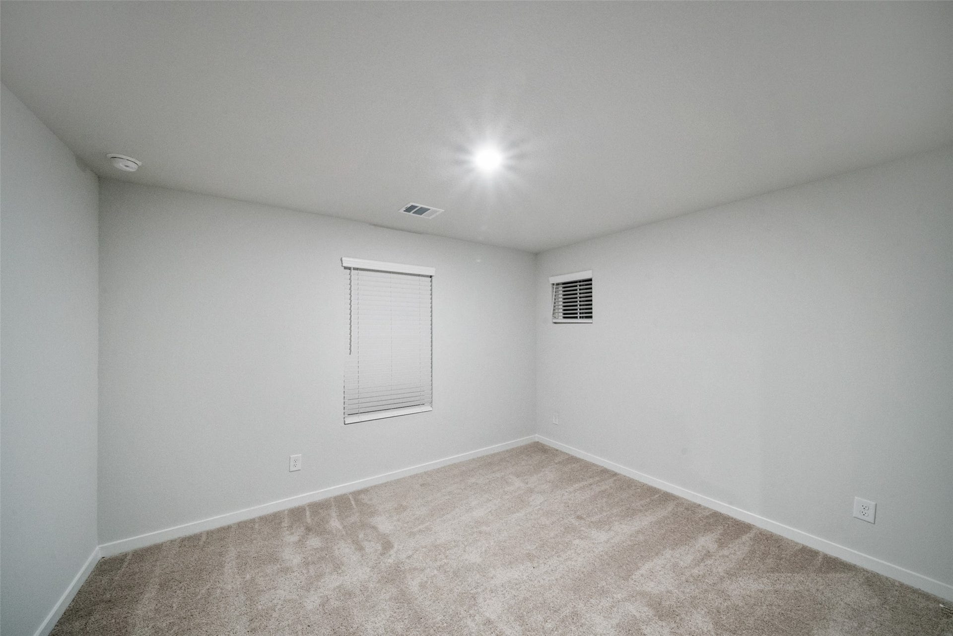 496 Shoreview Drive, Conroe, TX 77303 496 Shoreview Drive, Conroe, TX 77303