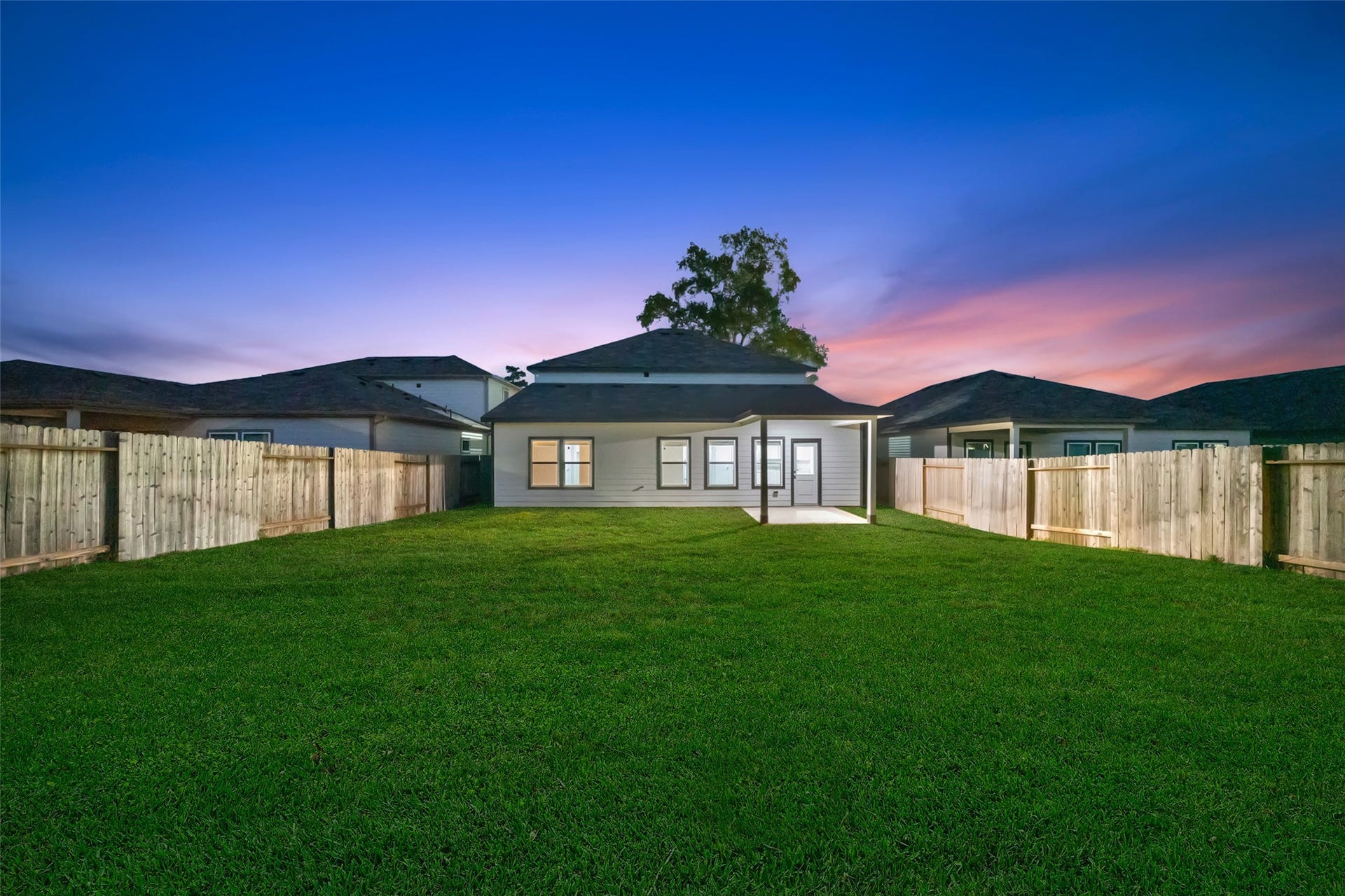 496 Shoreview Drive, Conroe, TX 77303 496 Shoreview Drive, Conroe, TX 77303