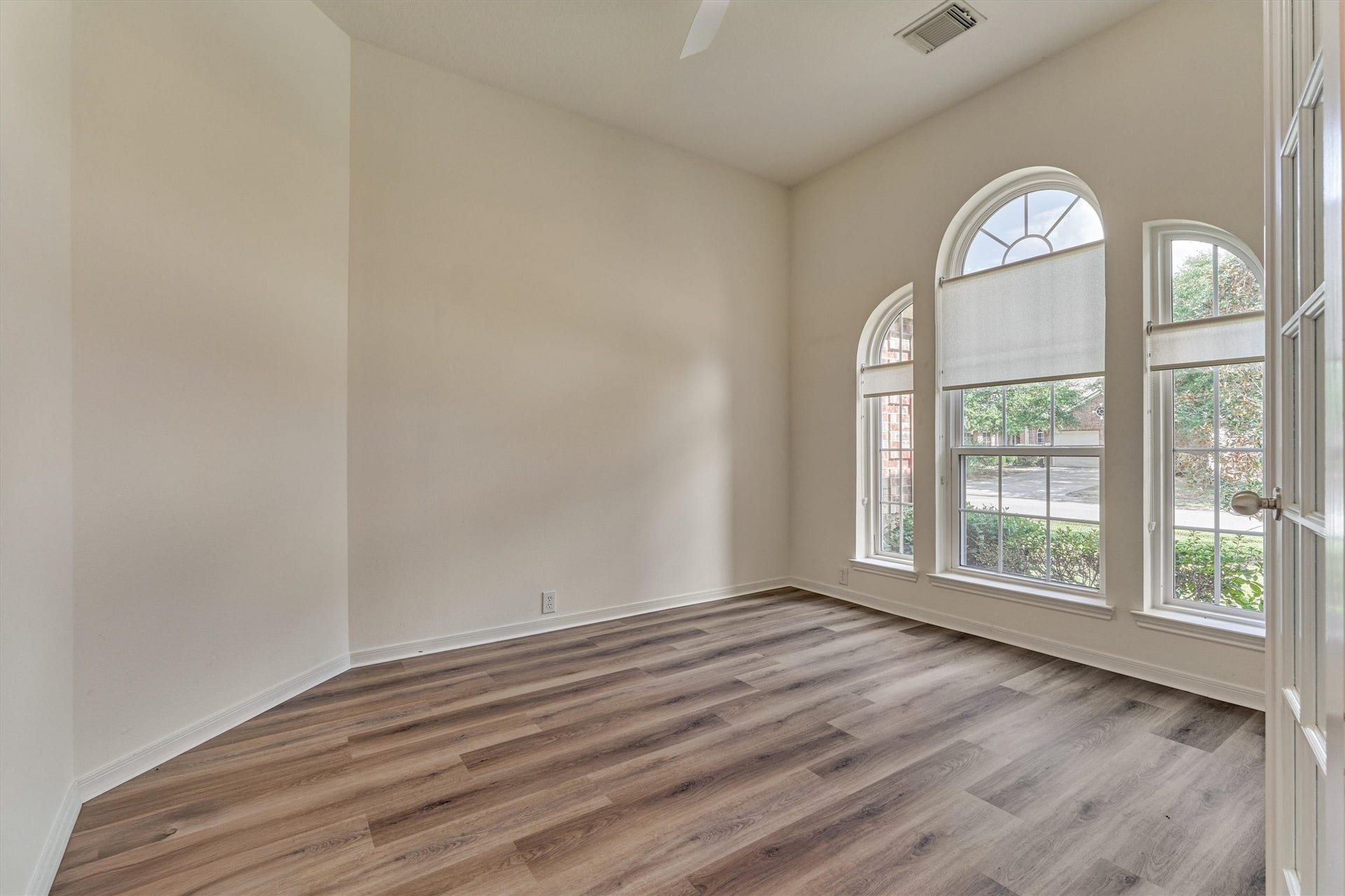 20203 Tamerton Drive, Spring, TX 77388 20203 Tamerton Drive, Spring, TX 77388