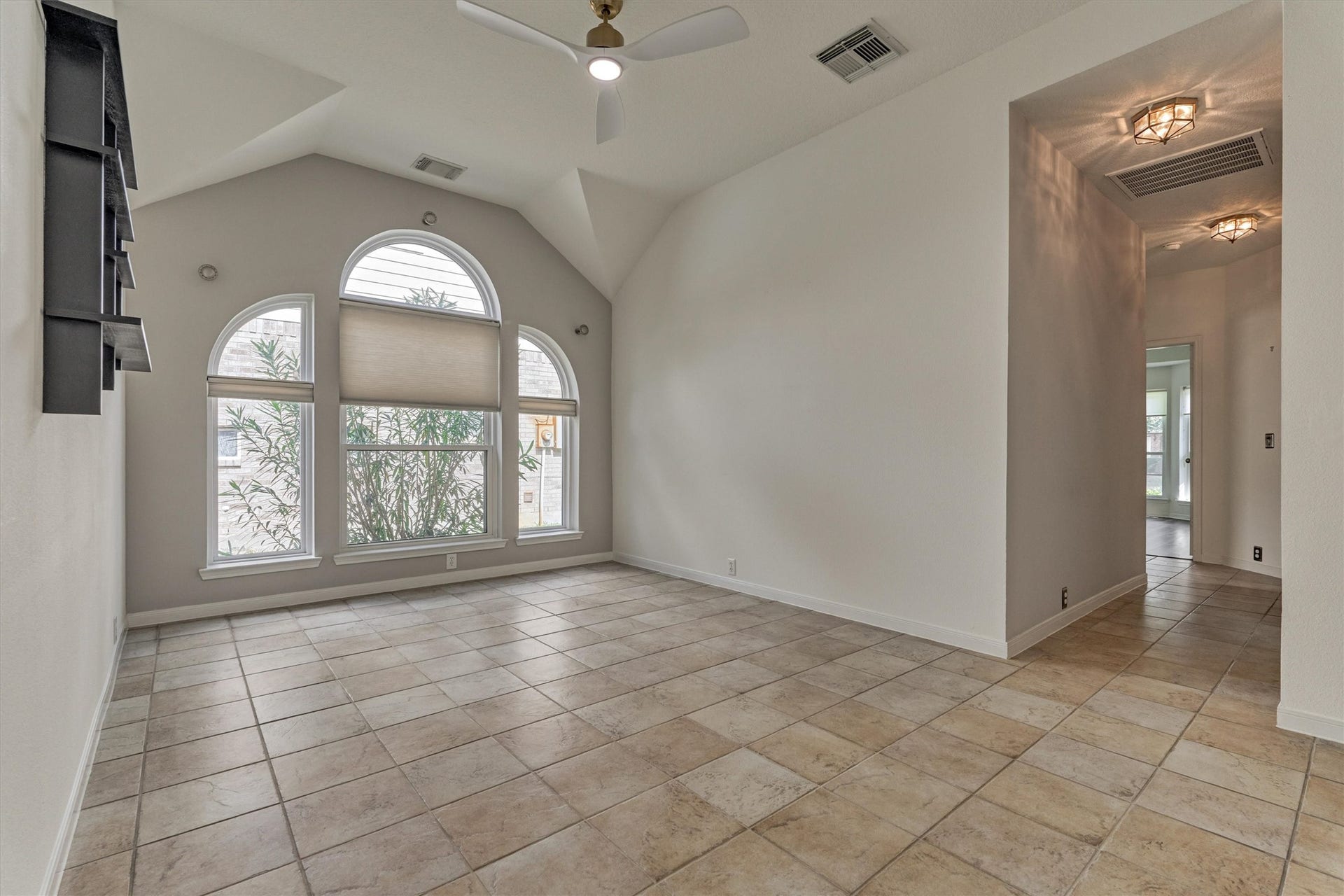 20203 Tamerton Drive, Spring, TX 77388 20203 Tamerton Drive, Spring, TX 77388