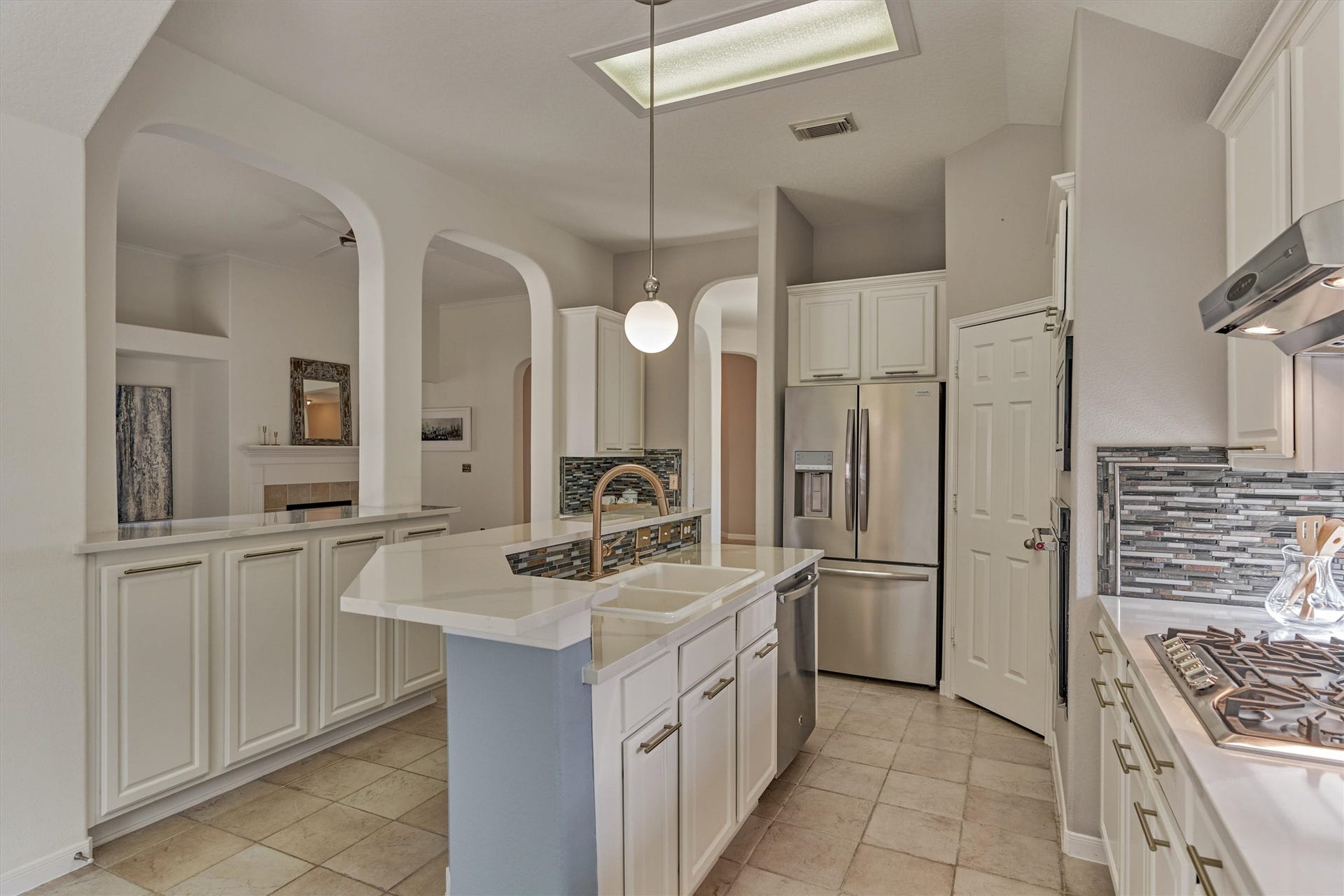 20203 Tamerton Drive, Spring, TX 77388 20203 Tamerton Drive, Spring, TX 77388