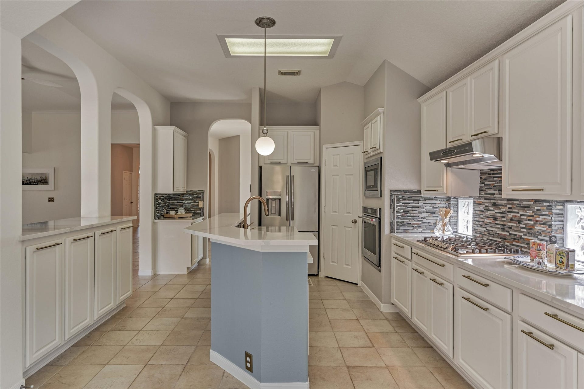 20203 Tamerton Drive, Spring, TX 77388 20203 Tamerton Drive, Spring, TX 77388