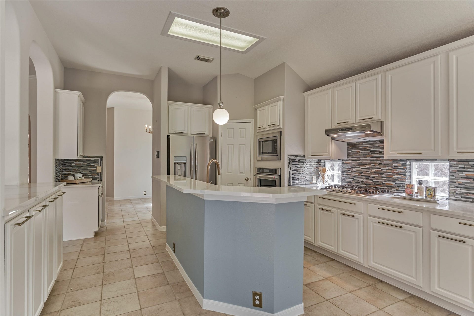 20203 Tamerton Drive, Spring, TX 77388 20203 Tamerton Drive, Spring, TX 77388