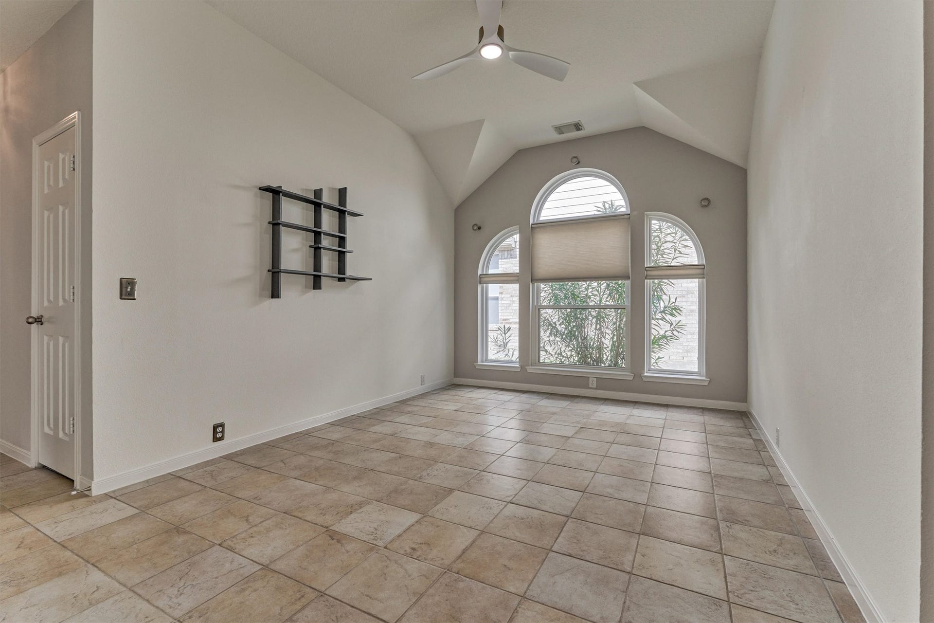 20203 Tamerton Drive, Spring, TX 77388 20203 Tamerton Drive, Spring, TX 77388