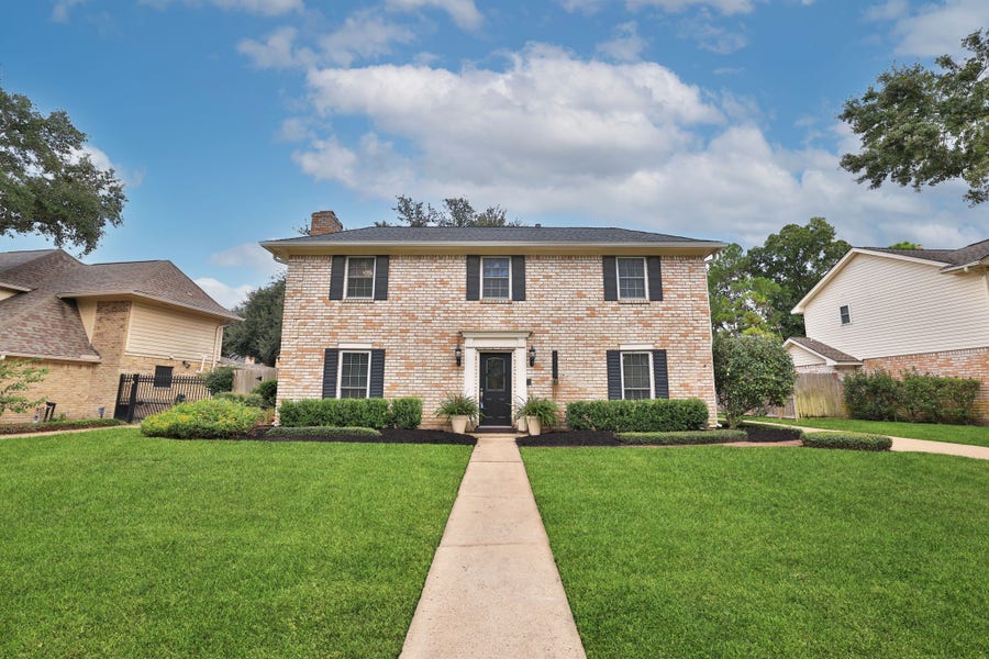 Property photo for 14719 Rio Pinar Drive, Houston, TX