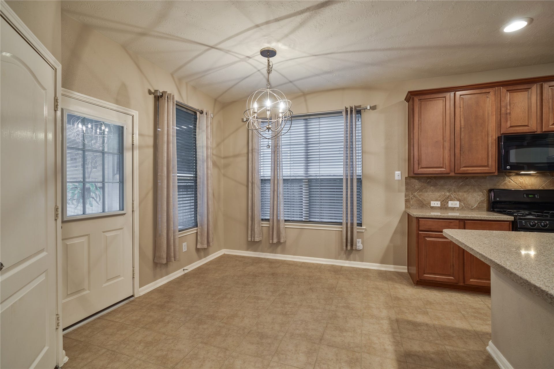 17250 Lafayette Hollow Lane, Humble, TX 77346 17250 Lafayette Hollow Lane, Humble, TX 77346