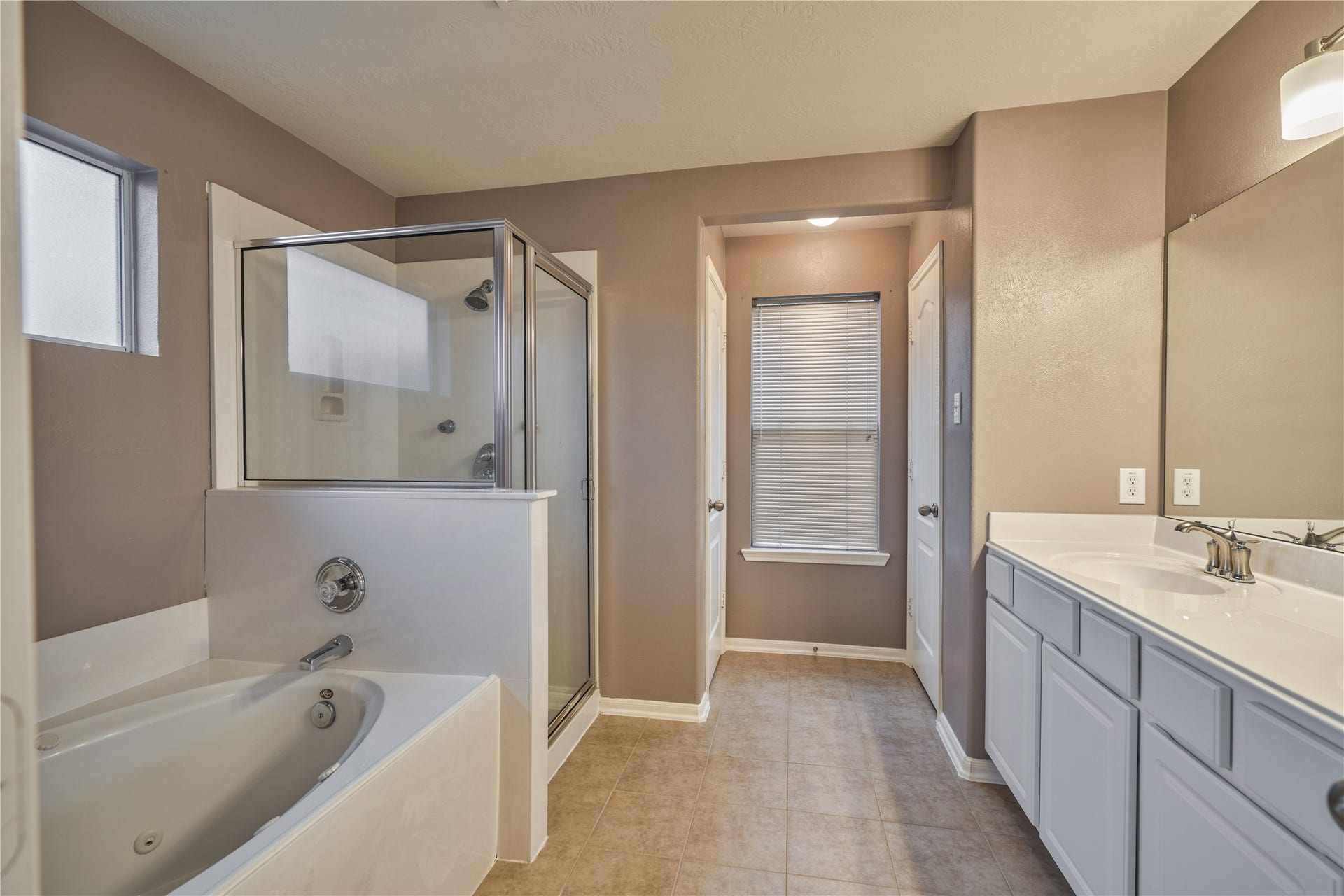 17250 Lafayette Hollow Lane, Humble, TX 77346 17250 Lafayette Hollow Lane, Humble, TX 77346