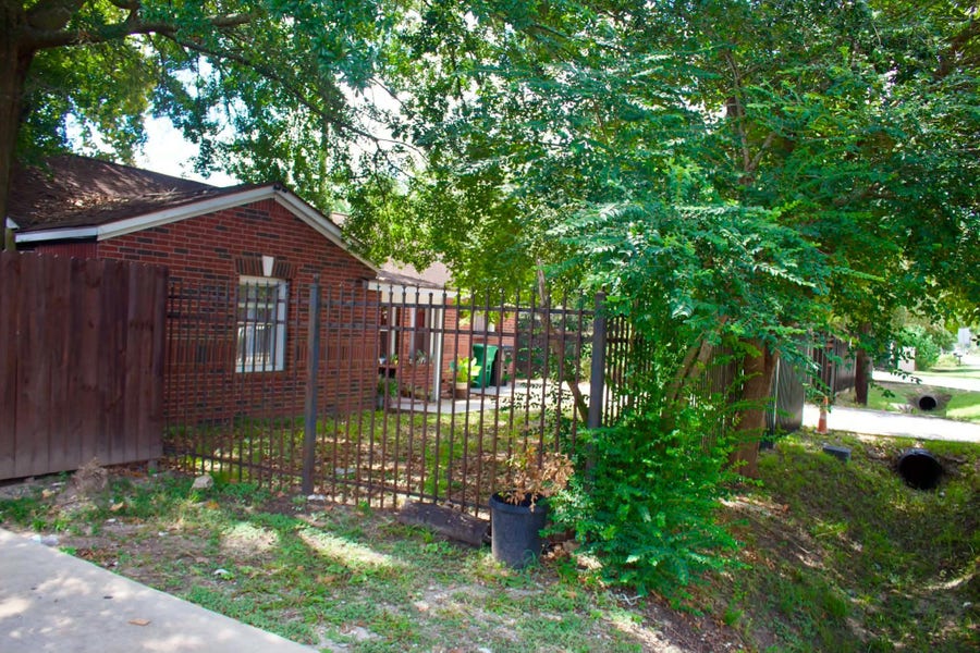 Property photo for 610 John Alber Road, Houston, TX