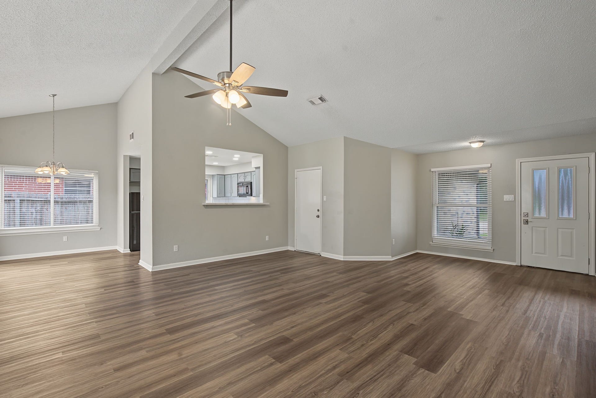 8406 Woodland Willows Drive, Houston, TX 77083