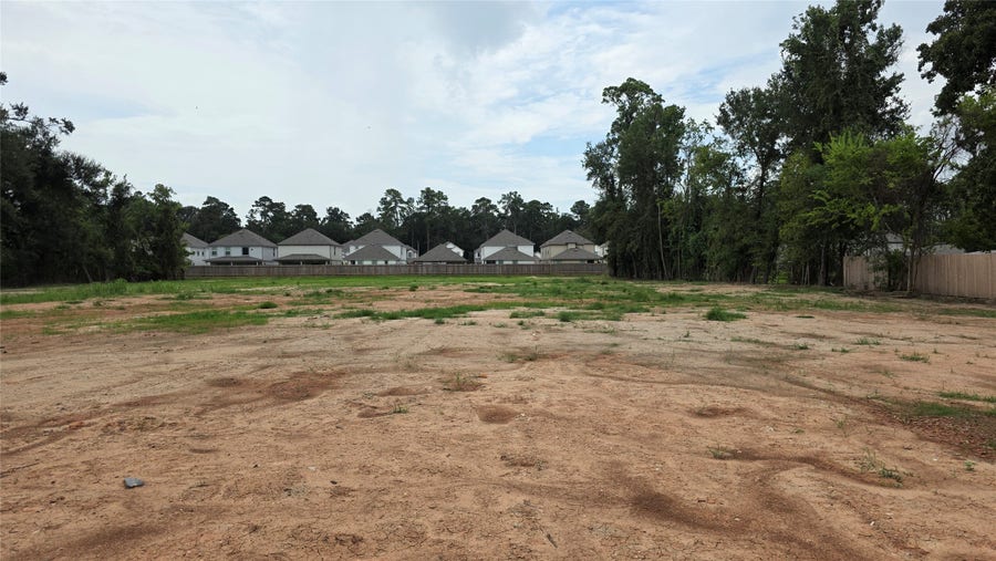 Property photo for 6706 Maple Drive, Humble, TX