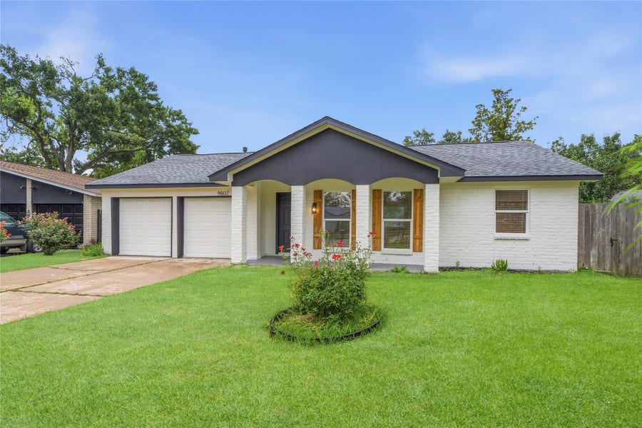 Property photo for 9607 Kemp Forest Drive, Houston, TX