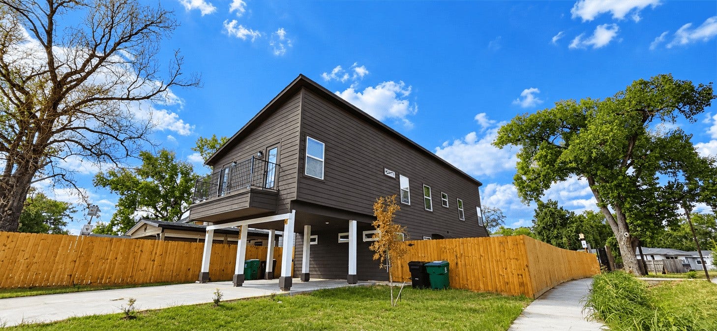 1052 North Ln Unit B, Houston, TX 77088 1052 North Ln Unit B, Houston, TX 77088