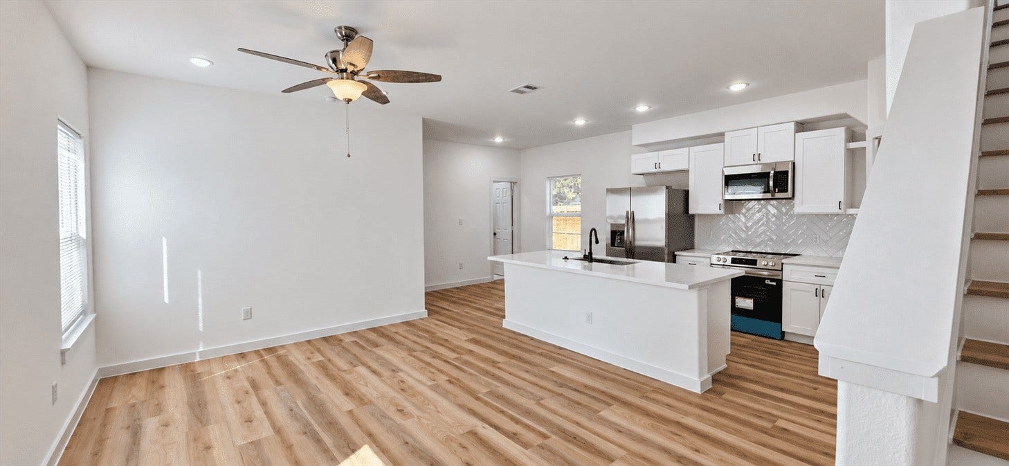 1052 North Ln Unit B, Houston, TX 77088 1052 North Ln Unit B, Houston, TX 77088