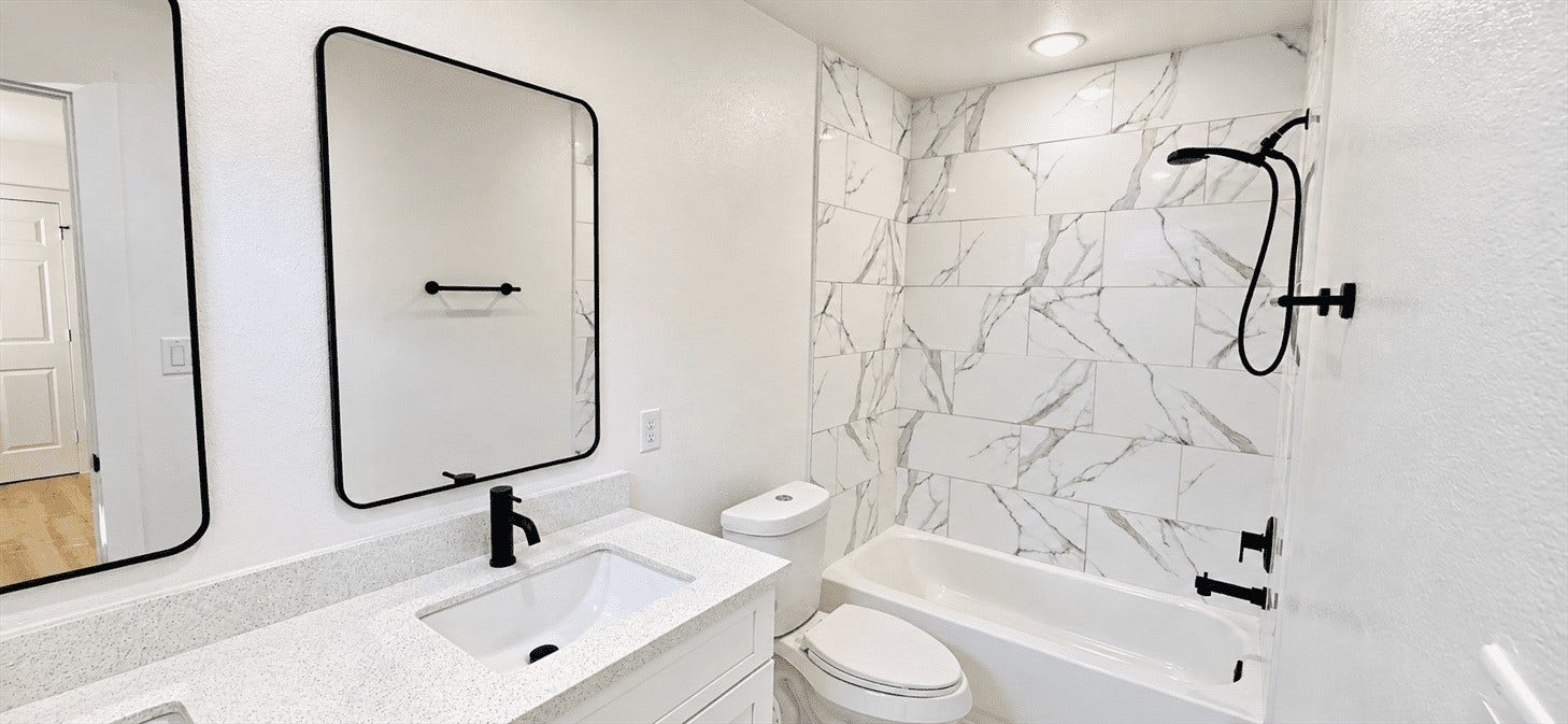 1052 North Ln Unit B, Houston, TX 77088 1052 North Ln Unit B, Houston, TX 77088