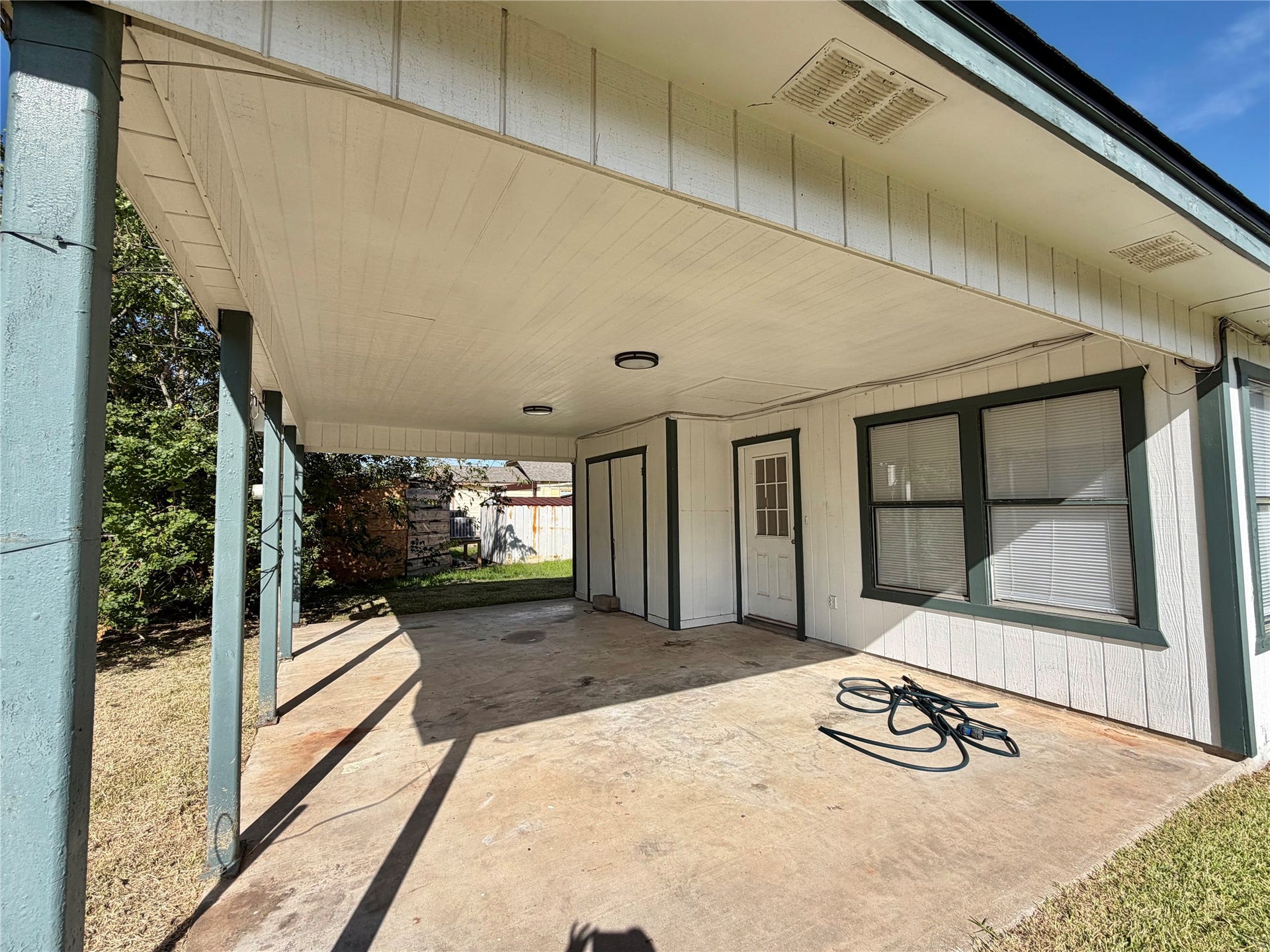 703 W 4th Street, Freeport, TX 77541 703 W 4th Street, Freeport, TX 77541