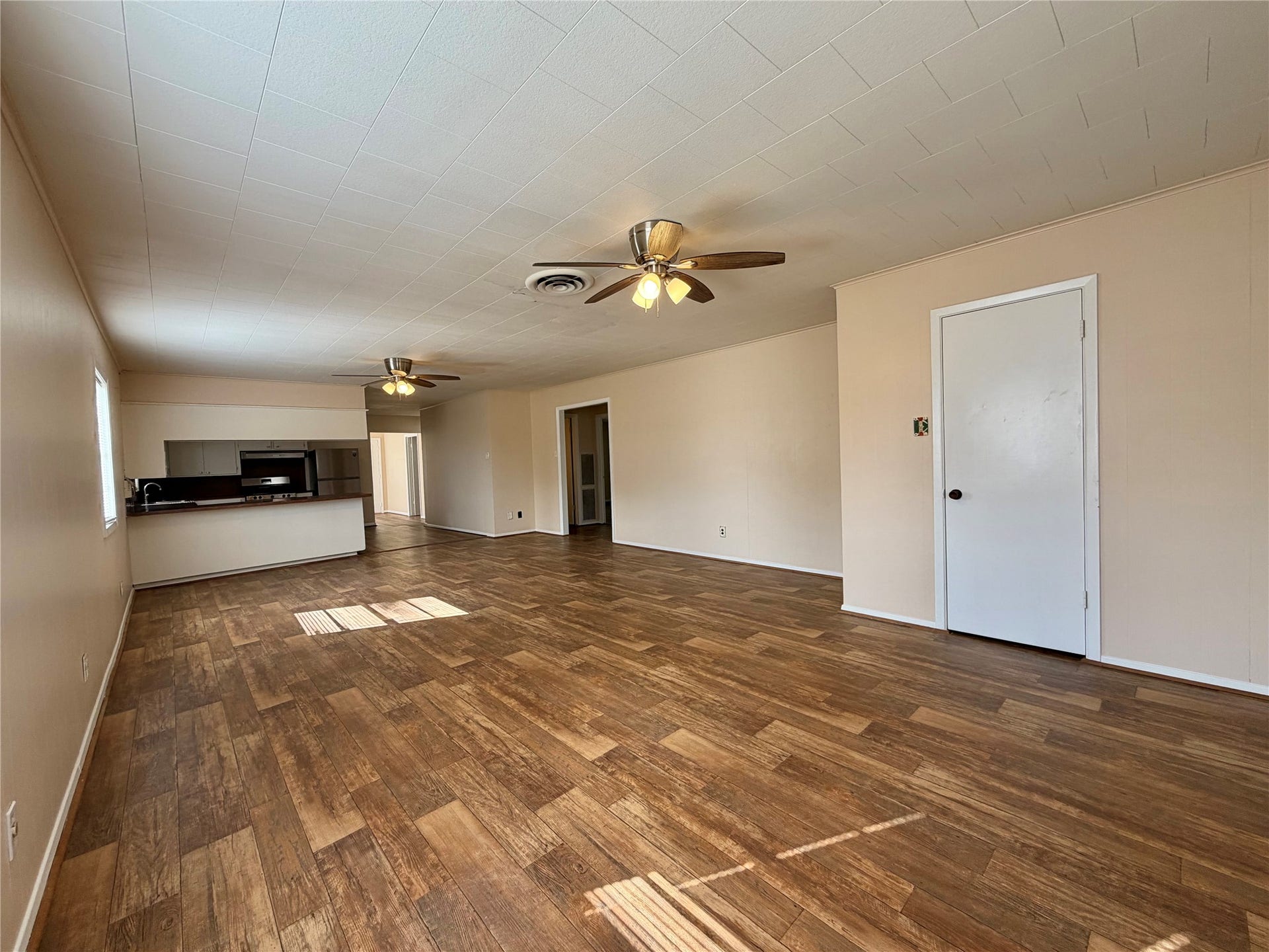 703 W 4th Street, Freeport, TX 77541 703 W 4th Street, Freeport, TX 77541